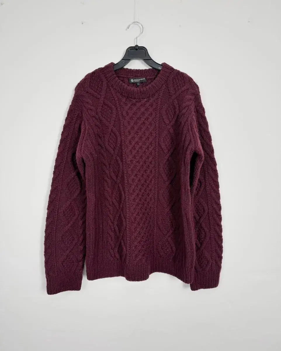 Vintage Twist Pattern Burgundy Knit